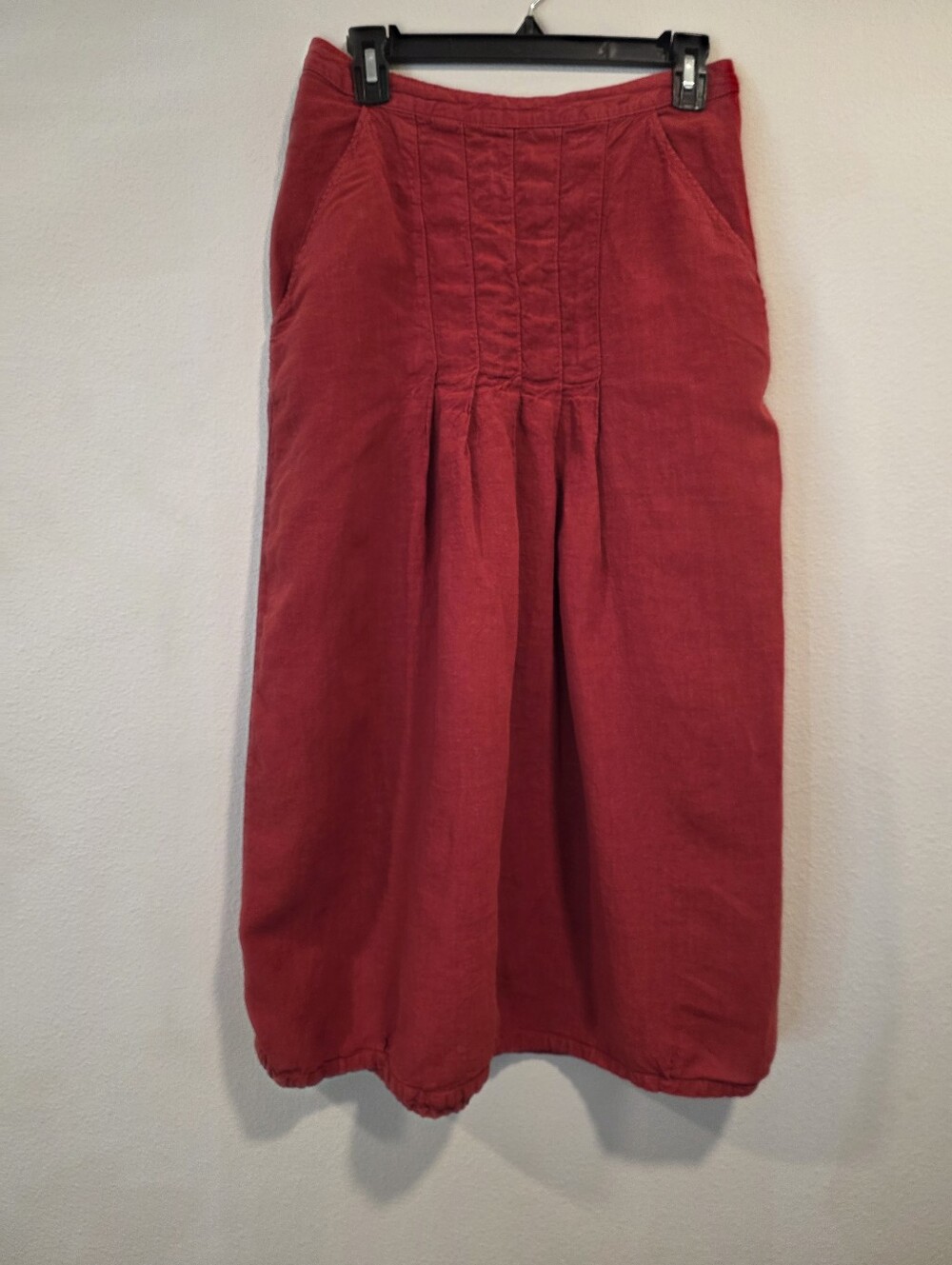 Elemente Clemente Rae Red Linen Balloon Midi Skirt
